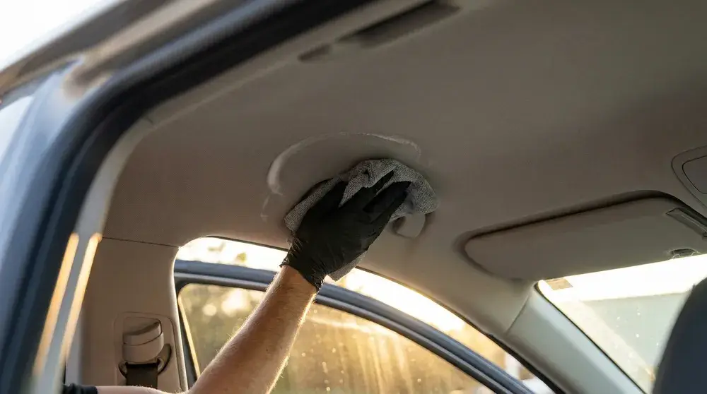 Clean headliner Fort Worth